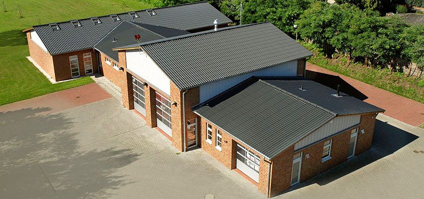Gemeinde Groß Sarau Gemeindehaus mit Feuerwehr Gemeinde Groß Sarau Gemeindehaus mit Feuerwehr