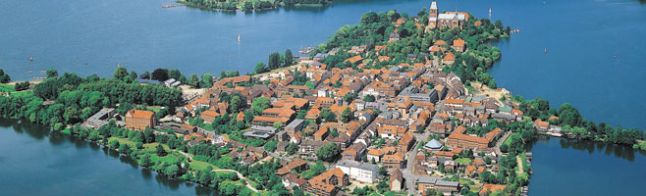 Amt Lauenburgische Seen - Rund ums Amt Service Luftbildaufnahme Inselstadt Ratzeburg
