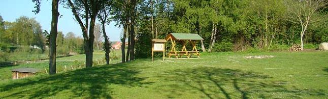 Gemeinde Kittlitz Dorfplatz am Gemeindehaus